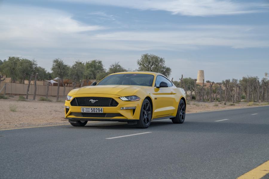  Ford Mustang GT Fastback 2018 года  (UAE) (фото 3 из 40)